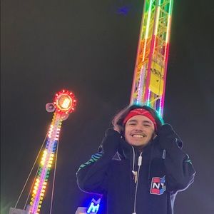 Meet your Posher, Jay